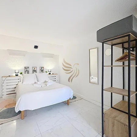 Apartamento Charming 2-room Apt, Sleeps 4, Garden, Wifi Saint-Raphaël